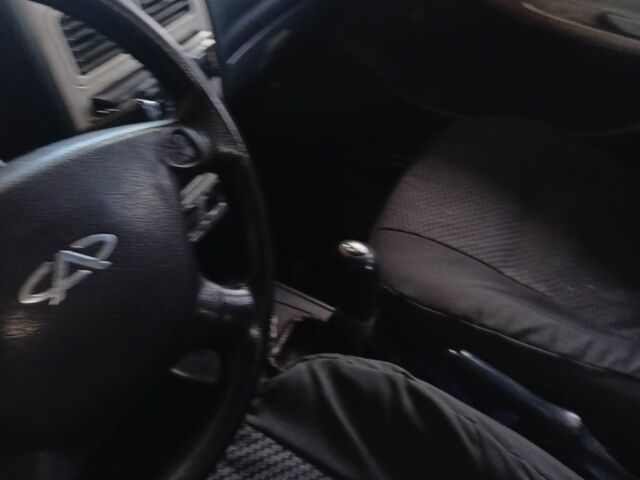 Бежевый Чери Амулет, объемом двигателя 1.6 л и пробегом 100 тыс. км за 1000 $, фото 3 на Automoto.ua