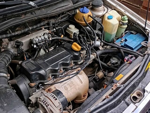 Чери Амулет 2007 в Николаеве на Automoto.ua Бежевый Чери Амулет, объемом двигателя 1.6 л и пробегом 196 тыс. км за 1800 $, фото 6 на Automoto.ua