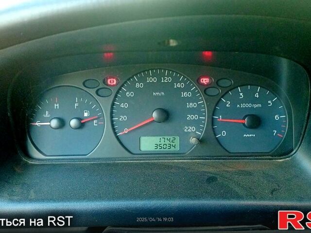 Бежевий Чері Амулет, об'ємом двигуна 1.6 л та пробігом 35 тис. км за 3400 $, фото 4 на Automoto.ua