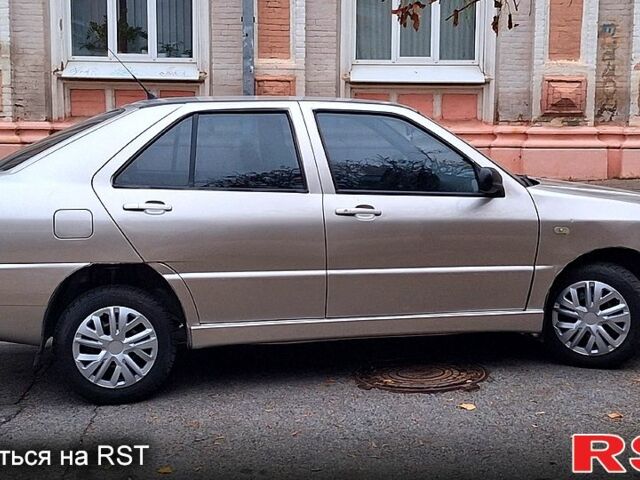 Бежевый Чери Амулет, объемом двигателя 1.6 л и пробегом 192 тыс. км за 1900 $, фото 5 на Automoto.ua