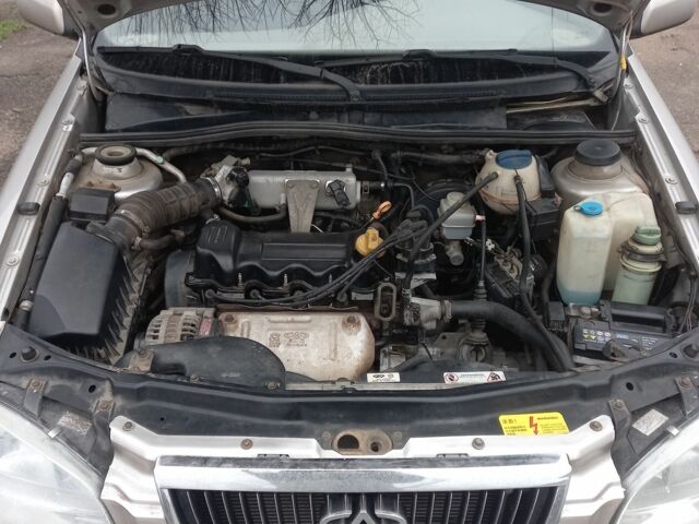 Бежевый Чери Амулет, объемом двигателя 1.6 л и пробегом 119 тыс. км за 2200 $, фото 3 на Automoto.ua