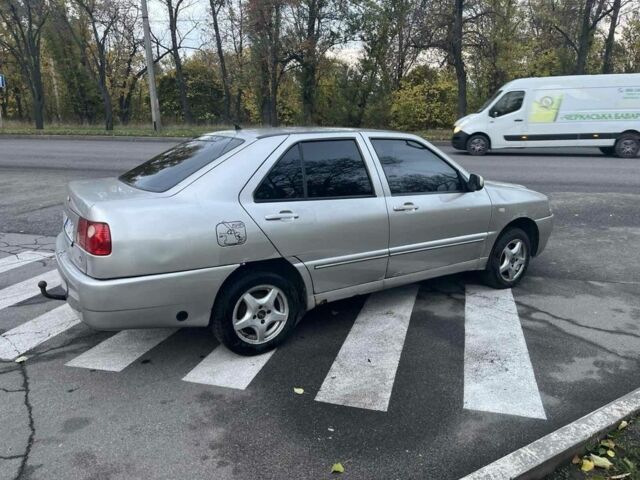 Бежевый Чери Амулет, объемом двигателя 1.6 л и пробегом 220 тыс. км за 1200 $, фото 1 на Automoto.ua