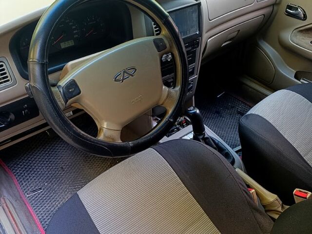 Бежевый Чери Амулет, объемом двигателя 1.6 л и пробегом 230 тыс. км за 2900 $, фото 5 на Automoto.ua