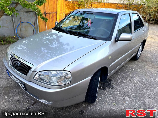 Бежевий Чері Амулет, об'ємом двигуна 1.6 л та пробігом 182 тис. км за 2300 $, фото 3 на Automoto.ua