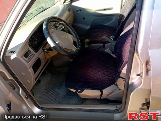 Бежевый Чери Амулет, объемом двигателя 1.6 л и пробегом 160 тыс. км за 1400 $, фото 6 на Automoto.ua