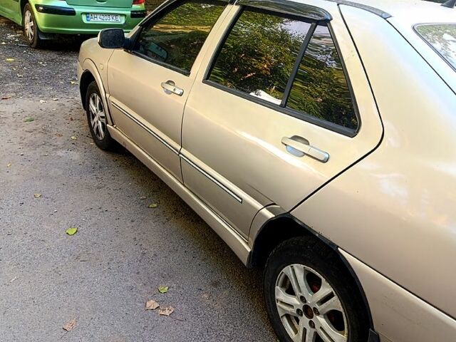 Бежевый Чери Амулет, объемом двигателя 1.6 л и пробегом 230 тыс. км за 2900 $, фото 1 на Automoto.ua