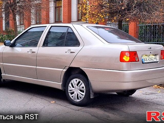 Бежевый Чери Амулет, объемом двигателя 1.6 л и пробегом 192 тыс. км за 1900 $, фото 6 на Automoto.ua