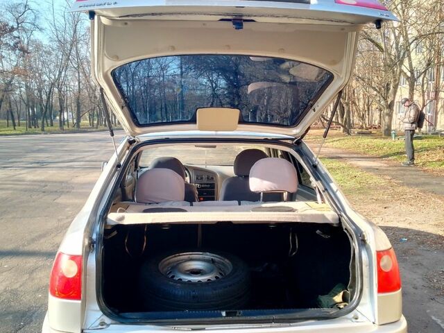 Бежевий Чері Амулет, об'ємом двигуна 1.6 л та пробігом 126 тис. км за 2200 $, фото 1 на Automoto.ua