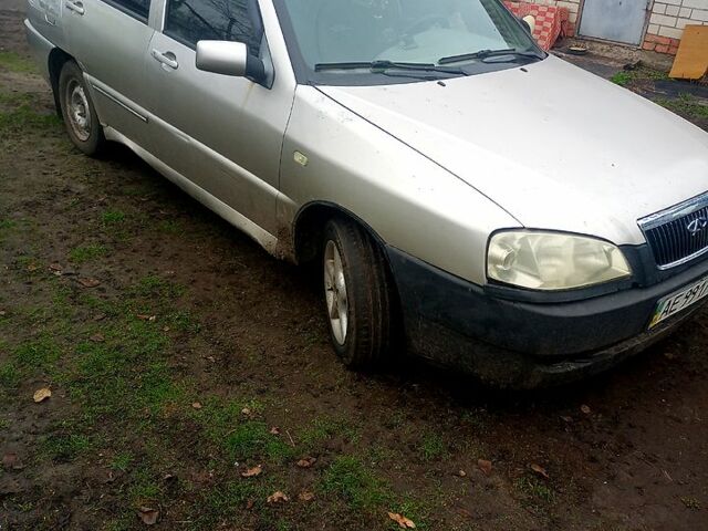 Бежевый Чери Амулет, объемом двигателя 1.6 л и пробегом 210 тыс. км за 1100 $, фото 3 на Automoto.ua