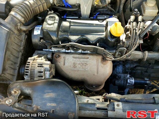 Чери Амулет 2007 в Ромнах на Automoto.ua Бежевый Чери Амулет, объемом двигателя 1.6 л и пробегом 135 тыс. км за 1600 $, фото 1 на Automoto.ua