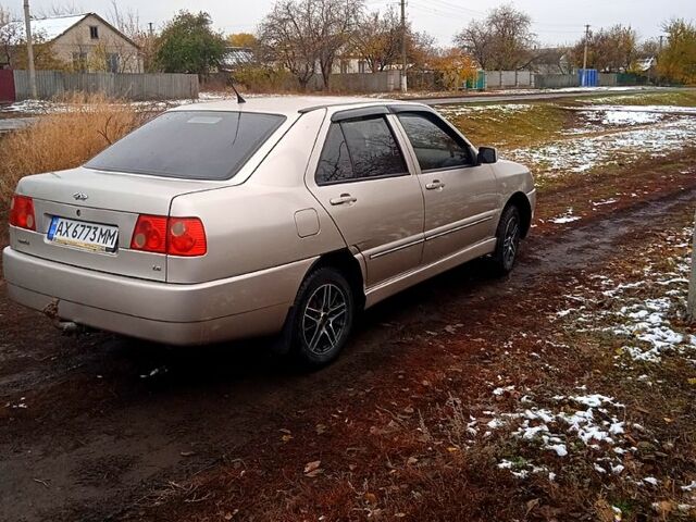 Бежевый Чери Амулет, объемом двигателя 1.6 л и пробегом 105 тыс. км за 2300 $, фото 4 на Automoto.ua