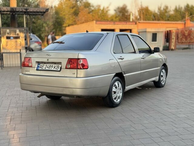 Бежевий Чері Амулет, об'ємом двигуна 1.6 л та пробігом 270 тис. км за 1950 $, фото 6 на Automoto.ua