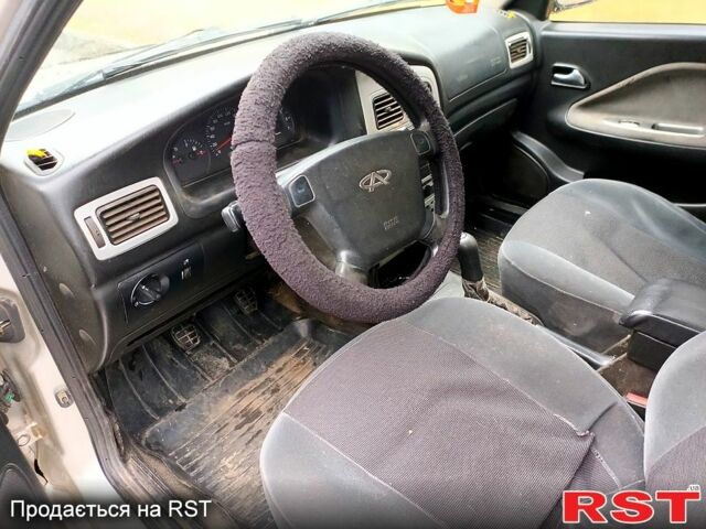 Чери Амулет 2008 в Ахтырке на Automoto.ua Бежевый Чери Амулет, объемом двигателя 1.6 л и пробегом 163 тыс. км за 2000 $, фото 4 на Automoto.ua