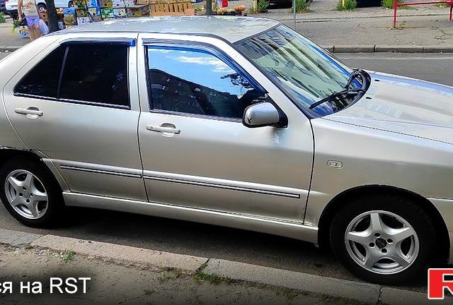 Бежевый Чери Амулет, объемом двигателя 1.6 л и пробегом 150 тыс. км за 1900 $, фото 2 на Automoto.ua