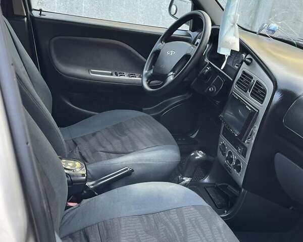 Чери Амулет 2008 в Ровно на Automoto.ua Бежевый Чери Амулет, объемом двигателя 1.6 л и пробегом 114 тыс. км за 2500 $, фото 2 на Automoto.ua