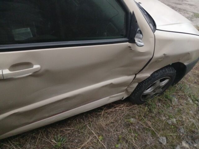 Бежевый Чери Амулет, объемом двигателя 1.6 л и пробегом 198 тыс. км за 600 $, фото 4 на Automoto.ua