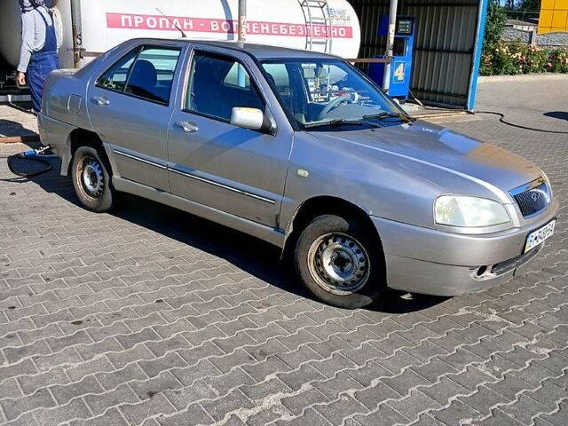 Бежевый Чери Амулет, объемом двигателя 1.6 л и пробегом 200 тыс. км за 1800 $, фото 6 на Automoto.ua