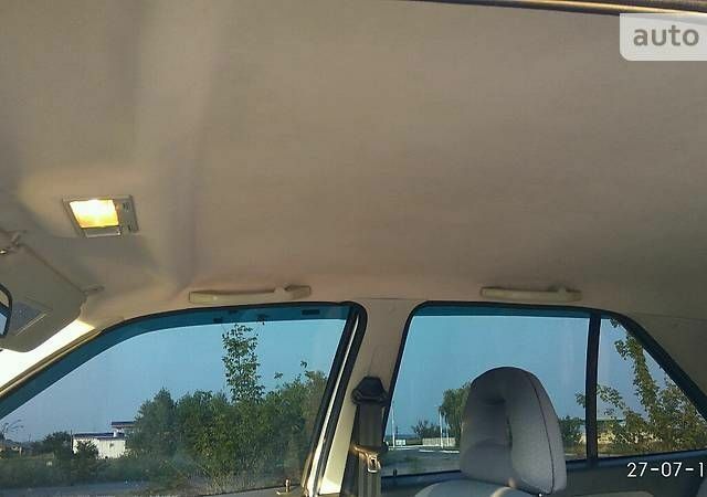 Бежевый Чери Амулет, объемом двигателя 1.6 л и пробегом 150 тыс. км за 3200 $, фото 7 на Automoto.ua