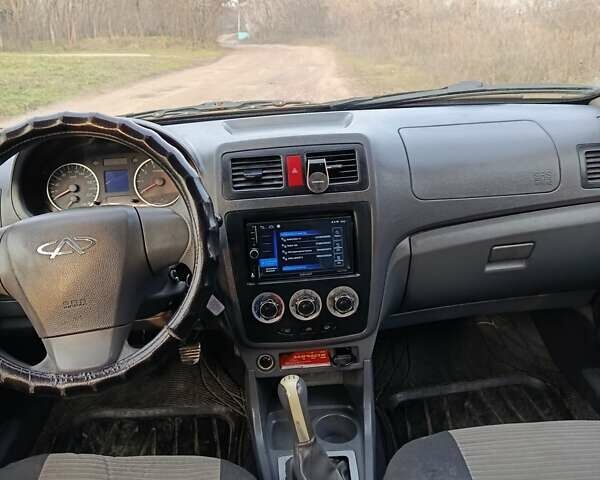 Бежевый Чери Амулет, объемом двигателя 1.5 л и пробегом 268 тыс. км за 1900 $, фото 4 на Automoto.ua