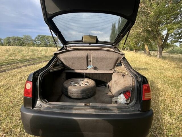 Черный Чери Амулет, объемом двигателя 1.6 л и пробегом 370 тыс. км за 1600 $, фото 5 на Automoto.ua