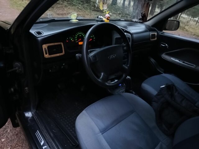 Чорний Чері Амулет, об'ємом двигуна 1.6 л та пробігом 208 тис. км за 1700 $, фото 5 на Automoto.ua