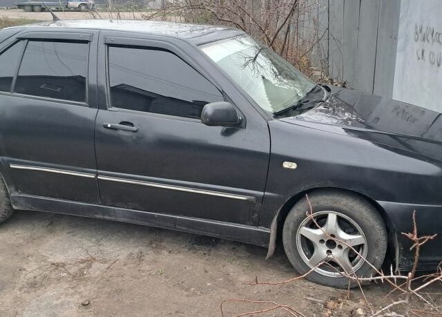 Черный Чери Амулет, объемом двигателя 1.6 л и пробегом 200 тыс. км за 380 $, фото 1 на Automoto.ua