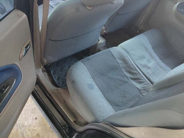 Черный Чери Амулет, объемом двигателя 1.6 л и пробегом 175 тыс. км за 800 $, фото 7 на Automoto.ua