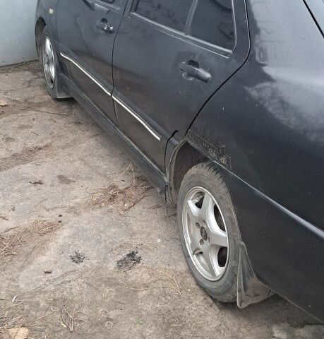 Черный Чери Амулет, объемом двигателя 1.6 л и пробегом 200 тыс. км за 380 $, фото 2 на Automoto.ua