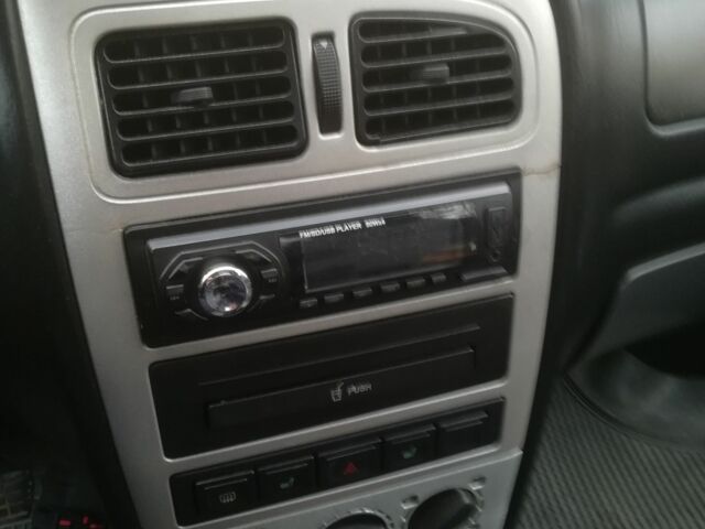 Черный Чери Амулет, объемом двигателя 1.6 л и пробегом 103 тыс. км за 1800 $, фото 3 на Automoto.ua