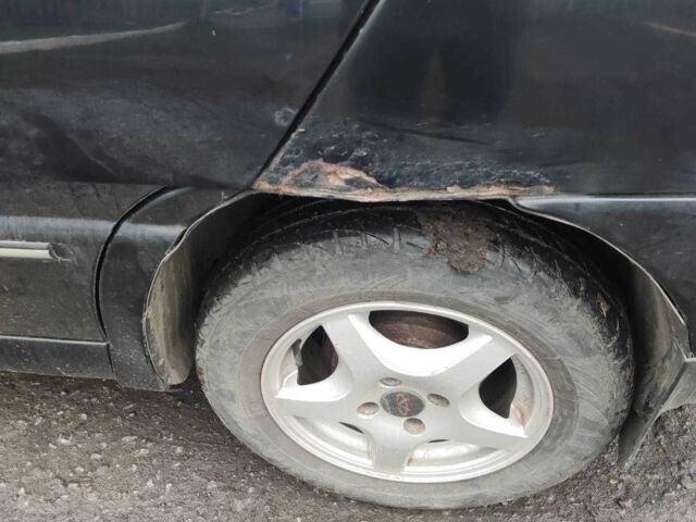 Черный Чери Амулет, объемом двигателя 1.6 л и пробегом 150 тыс. км за 1000 $, фото 2 на Automoto.ua