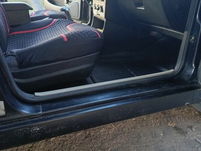 Чорний Чері Амулет, об'ємом двигуна 1.6 л та пробігом 135 тис. км за 2000 $, фото 3 на Automoto.ua