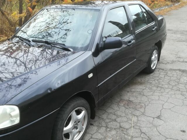 Черный Чери Амулет, объемом двигателя 1.6 л и пробегом 103 тыс. км за 1800 $, фото 5 на Automoto.ua