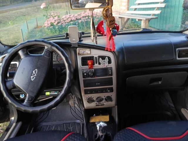 Чорний Чері Амулет, об'ємом двигуна 1.6 л та пробігом 135 тис. км за 2000 $, фото 2 на Automoto.ua