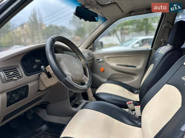 Черный Чери Амулет, объемом двигателя 1.6 л и пробегом 195 тыс. км за 1800 $, фото 3 на Automoto.ua