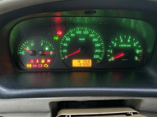 Чорний Чері Амулет, об'ємом двигуна 1.6 л та пробігом 190 тис. км за 1600 $, фото 13 на Automoto.ua