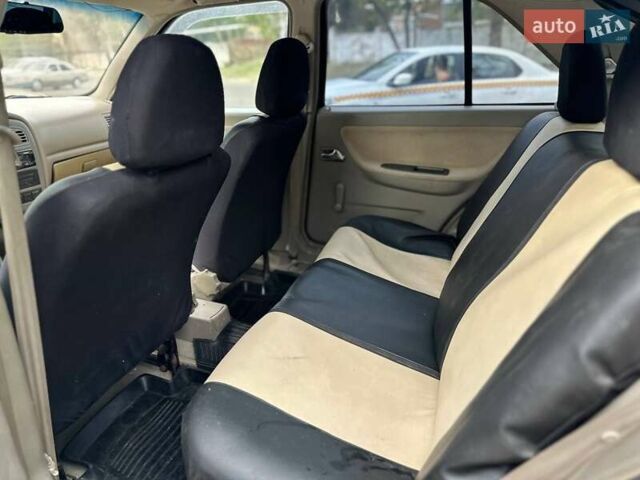 Черный Чери Амулет, объемом двигателя 1.6 л и пробегом 195 тыс. км за 1999 $, фото 7 на Automoto.ua