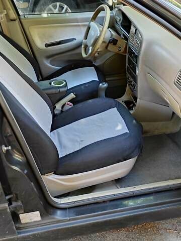 Черный Чери Амулет, объемом двигателя 1.6 л и пробегом 425 тыс. км за 1800 $, фото 2 на Automoto.ua