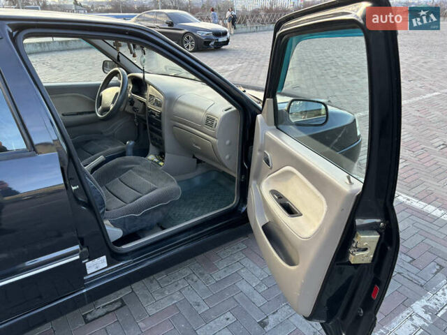 Чорний Чері Амулет, об'ємом двигуна 1.6 л та пробігом 115 тис. км за 1999 $, фото 6 на Automoto.ua