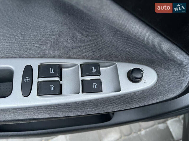 Чорний Чері Амулет, об'ємом двигуна 1.6 л та пробігом 30 тис. км за 2850 $, фото 21 на Automoto.ua