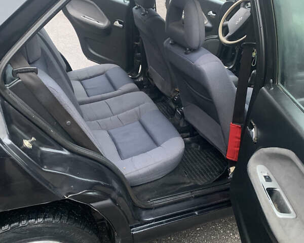 Чорний Чері Амулет, об'ємом двигуна 1.6 л та пробігом 240 тис. км за 1600 $, фото 12 на Automoto.ua