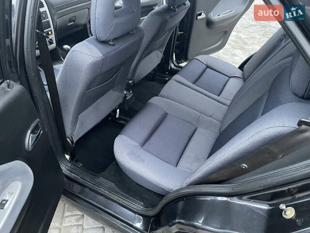 Чорний Чері Амулет, об'ємом двигуна 1.6 л та пробігом 30 тис. км за 2850 $, фото 12 на Automoto.ua