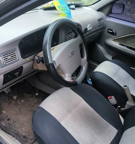 Черный Чери Амулет, объемом двигателя 1.6 л и пробегом 193 тыс. км за 1305 $, фото 4 на Automoto.ua