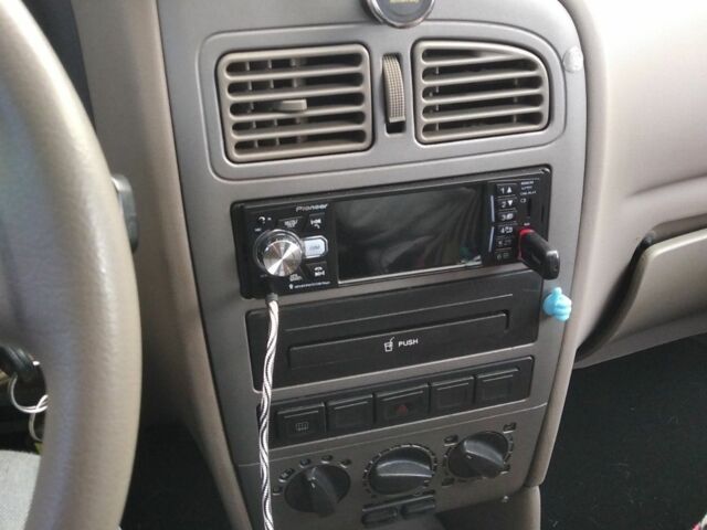 Чорний Чері Амулет, об'ємом двигуна 1.5 л та пробігом 160 тис. км за 1301 $, фото 6 на Automoto.ua