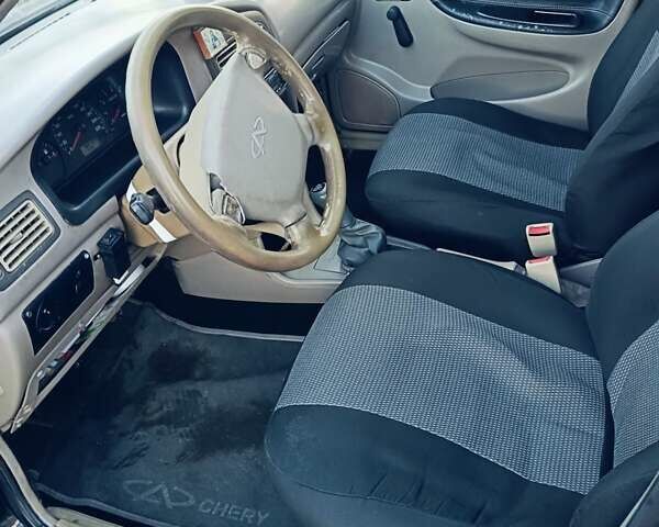 Чорний Чері Амулет, об'ємом двигуна 1.6 л та пробігом 141 тис. км за 1300 $, фото 4 на Automoto.ua