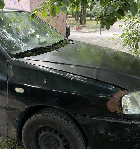 Черный Чери Амулет, объемом двигателя 1.6 л и пробегом 168 тыс. км за 1350 $, фото 4 на Automoto.ua