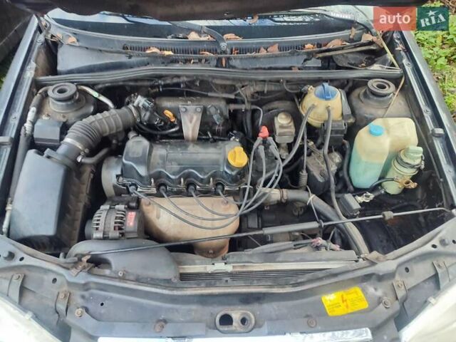 Чорний Чері Амулет, об'ємом двигуна 1.6 л та пробігом 150 тис. км за 950 $, фото 6 на Automoto.ua