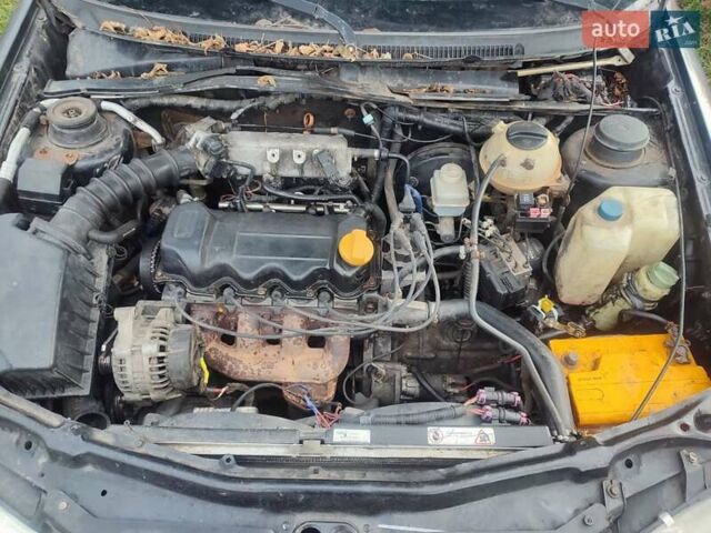 Чорний Чері Амулет, об'ємом двигуна 1.6 л та пробігом 270 тис. км за 799 $, фото 5 на Automoto.ua