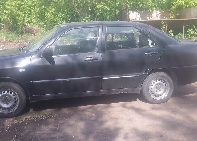 Черный Чери Амулет, объемом двигателя 1.6 л и пробегом 157 тыс. км за 1300 $, фото 3 на Automoto.ua