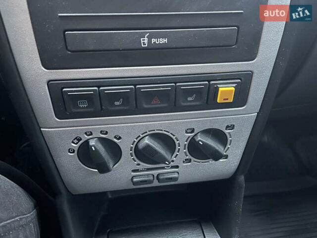 Чорний Чері Амулет, об'ємом двигуна 1.6 л та пробігом 30 тис. км за 2850 $, фото 24 на Automoto.ua