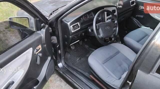 Чорний Чері Амулет, об'ємом двигуна 1.6 л та пробігом 144 тис. км за 2000 $, фото 4 на Automoto.ua